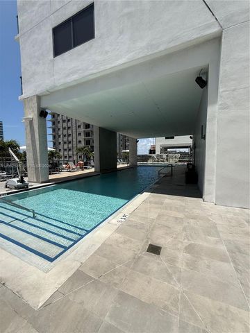 229 SW 9th St 507, Miami, FL 33130