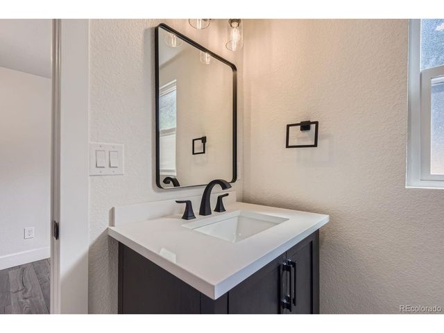 416 N Gilbert St, Castle Rock, CO 80104