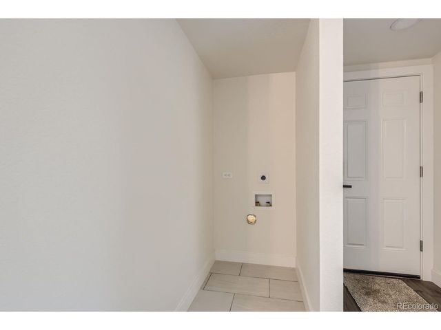 416 N Gilbert St, Castle Rock, CO 80104