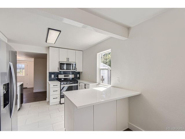 416 N Gilbert St, Castle Rock, CO 80104