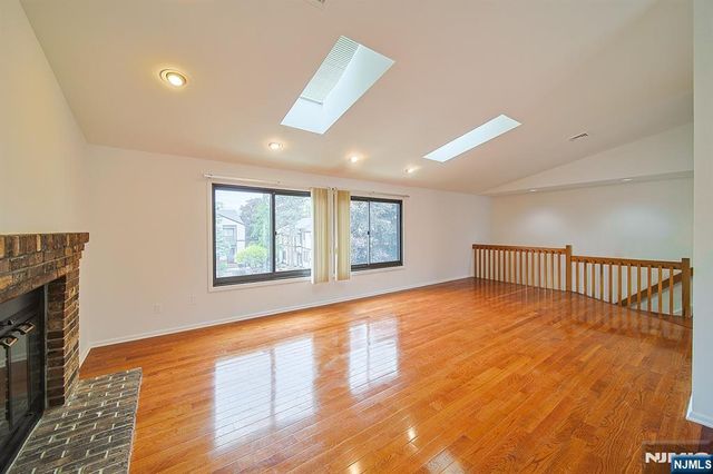 1437 John Street, Fort Lee, NJ 07024