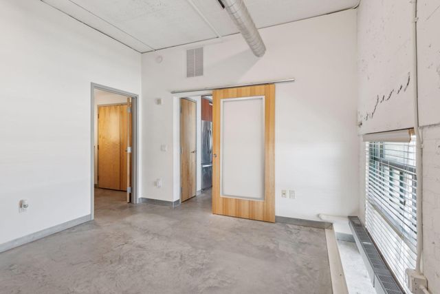 2929 Chicago Avenue 1021, Minneapolis, MN 55407