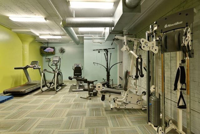 2929 Chicago Avenue 1021, Minneapolis, MN 55407