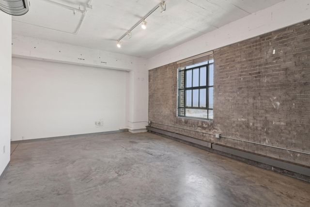 2929 Chicago Avenue 1021, Minneapolis, MN 55407