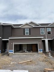1862 Vista Lake Drive, Goshen Twp, OH 45122