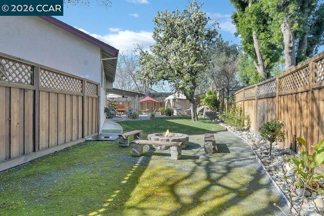 1512 Mellissa Ct, Antioch, CA 94509
