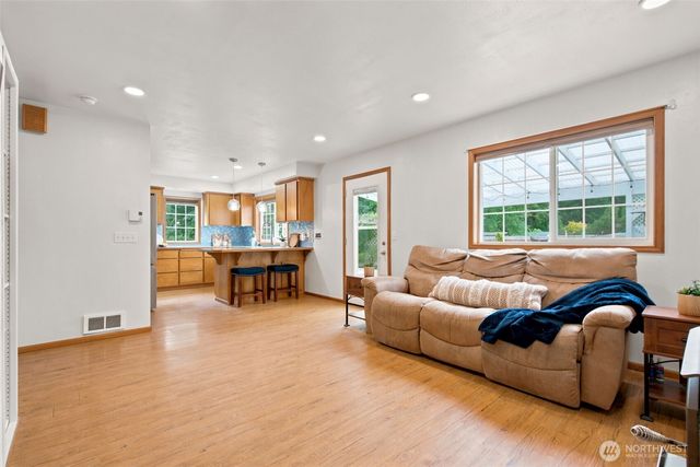 280 Mains Road, Sequim, WA 98382