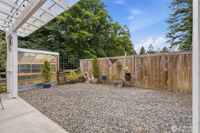 280 Mains Road, Sequim, WA 98382