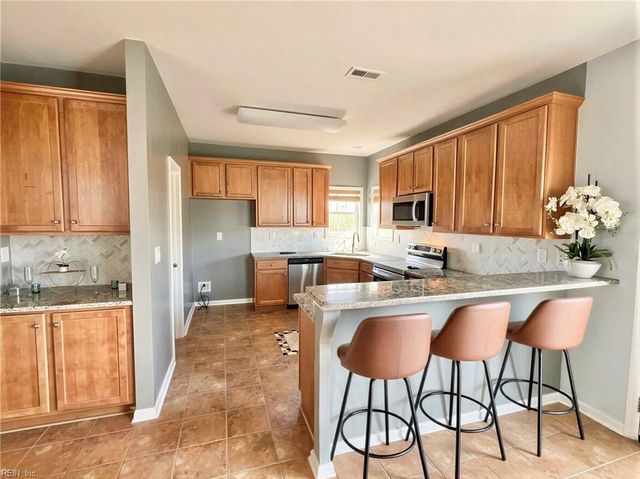 1732 Schooner Strait CT, Virginia Beach, VA 23453