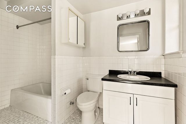 194 Berkeley Place, New York City, NY 11217