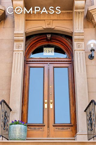 194 Berkeley Place, New York City, NY 11217