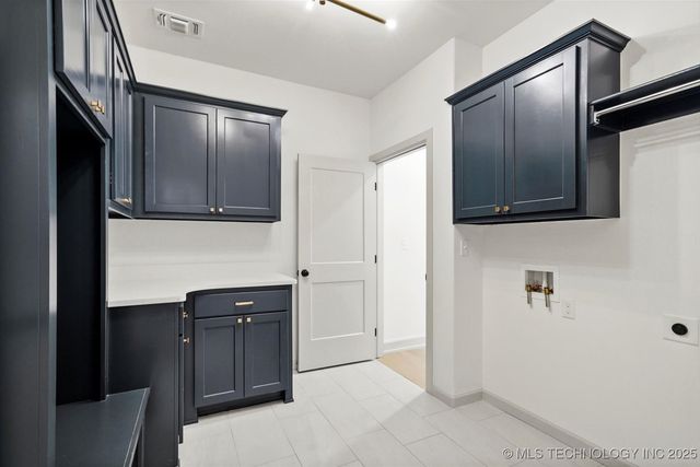 7109 E Queens Street, Broken Arrow, OK 74014