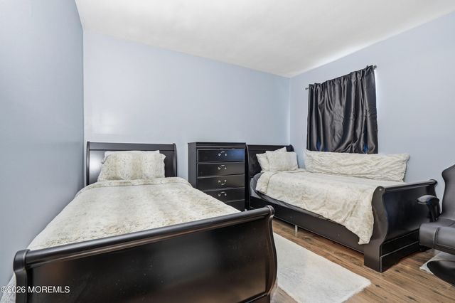 7 Briar Mills Drive, Brick, NJ 08724