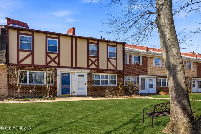 7 Briar Mills Drive, Brick, NJ 08724