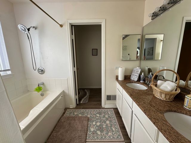 1791 Ellington Drive, Aurora, IL 60503