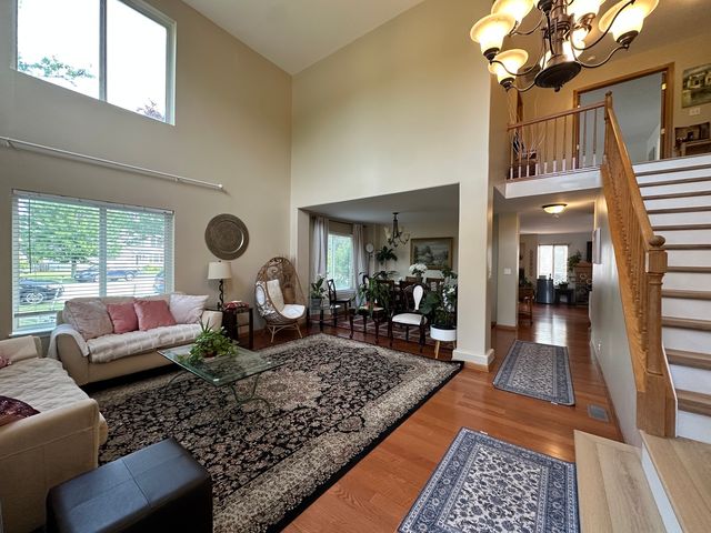 1791 Ellington Drive, Aurora, IL 60503