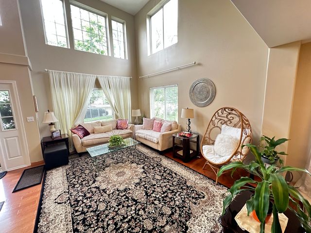1791 Ellington Drive, Aurora, IL 60503