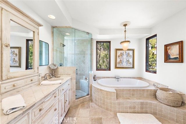1280 Morningside Drive, Laguna Beach, CA 92651