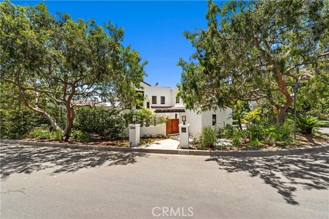 1280 Morningside Drive, Laguna Beach, CA 92651