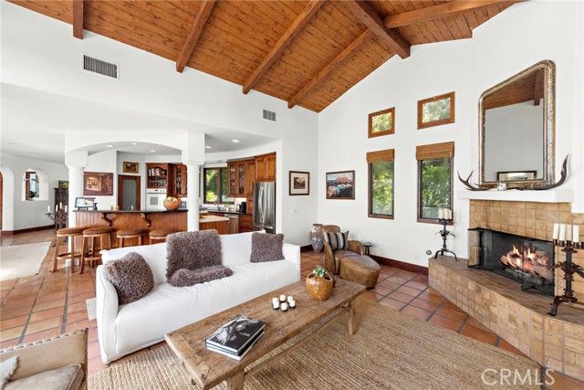 1280 Morningside Drive, Laguna Beach, CA 92651