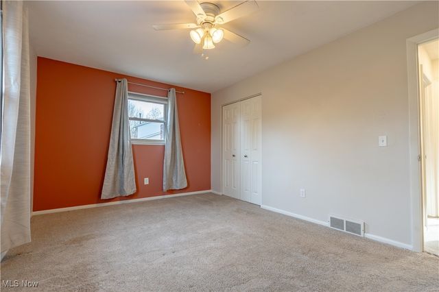 7539 Marelis Avenue NE, Canton, OH 44721