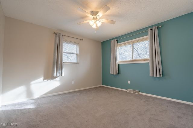 7539 Marelis Avenue NE, Canton, OH 44721