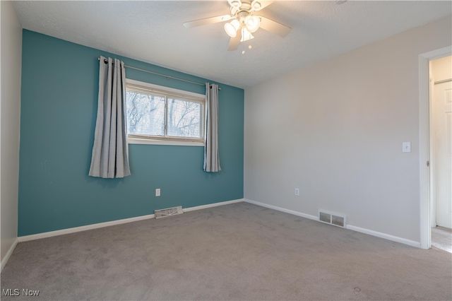 7539 Marelis Avenue NE, Canton, OH 44721