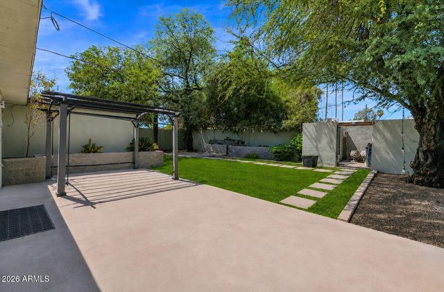 4916 E Amelia Avenue, Phoenix, AZ 85018
