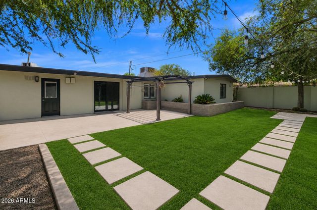 4916 E Amelia Avenue, Phoenix, AZ 85018