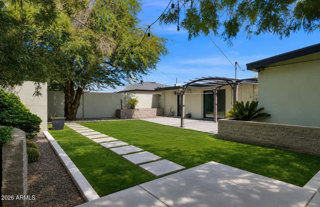 4916 E Amelia Avenue, Phoenix, AZ 85018