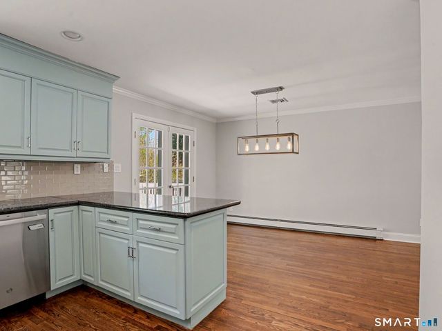 44 Sniffen Road, Westport, CT 06880