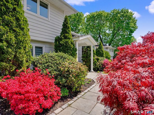44 Sniffen Road, Westport, CT 06880