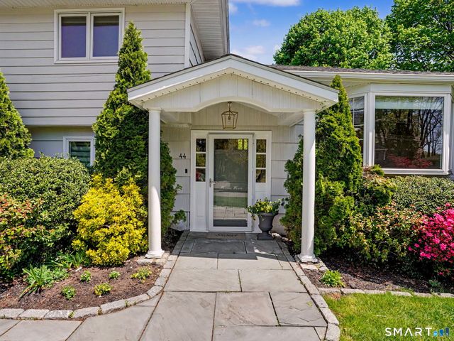 44 Sniffen Road, Westport, CT 06880