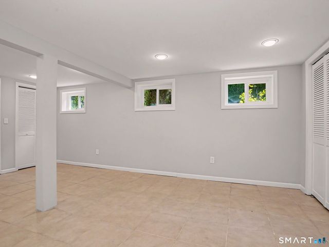 44 Sniffen Road, Westport, CT 06880