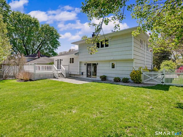 44 Sniffen Road, Westport, CT 06880