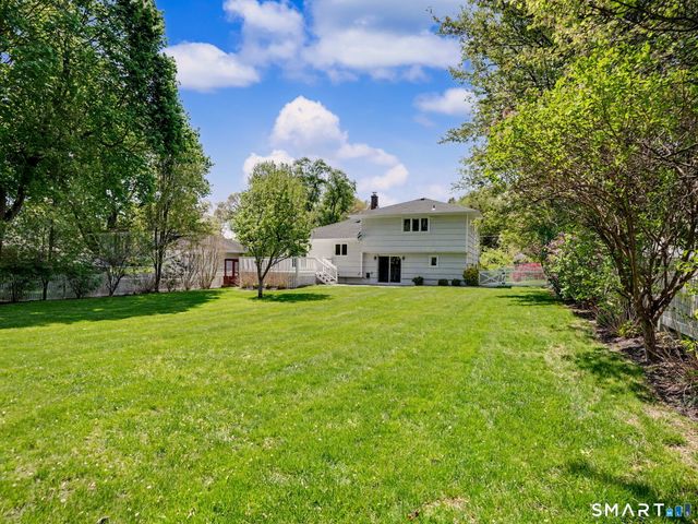 44 Sniffen Road, Westport, CT 06880