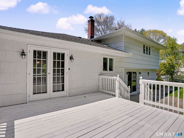 44 Sniffen Road, Westport, CT 06880