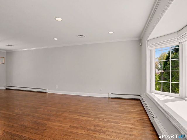 44 Sniffen Road, Westport, CT 06880