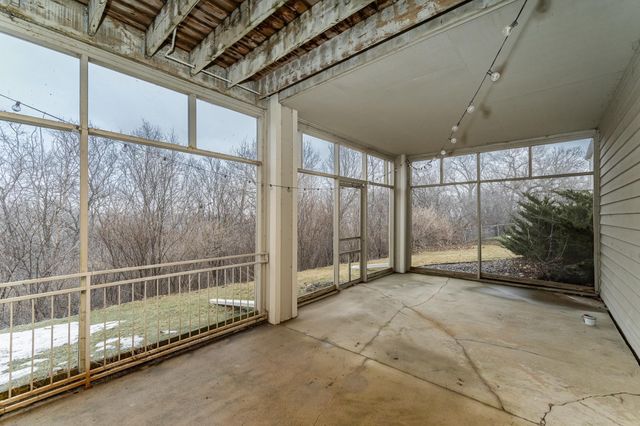 2011 Baihly Heights Drive SW, Rochester, MN 55902