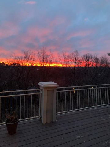 2011 Baihly Heights Drive SW, Rochester, MN 55902