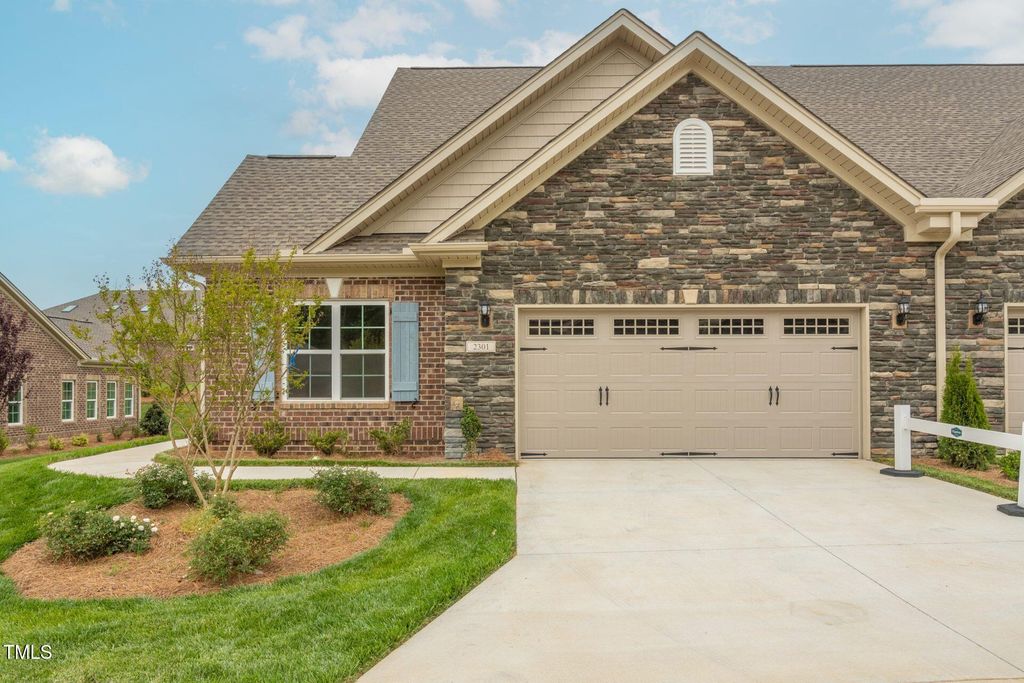 1048 Beechcraft Drive, Mebane, NC 27302