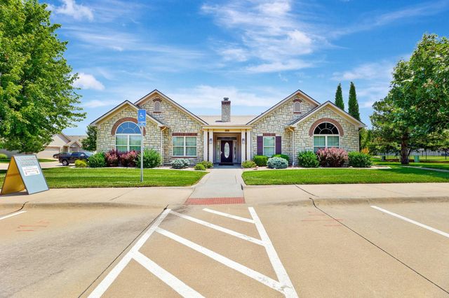 9733 W Village Pl, Maize, KS 67101