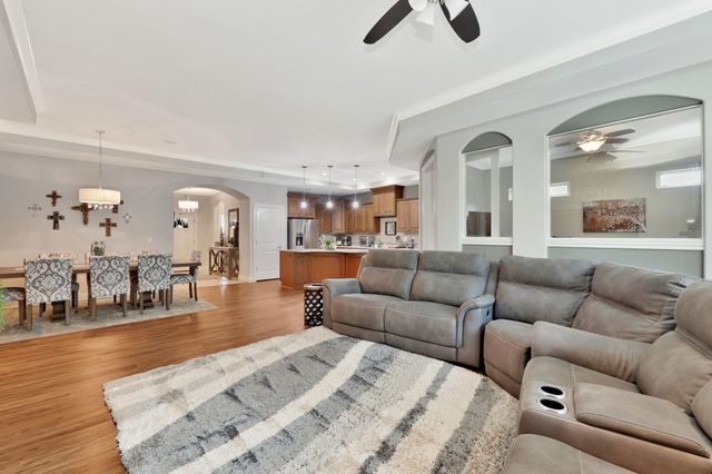 9733 W Village Pl, Maize, KS 67101