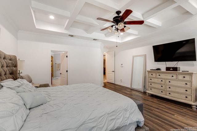 515 County Road 3822, San Antonio, TX 78253