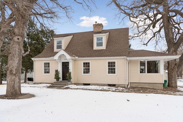 4249 Brookside Avenue, Saint Louis Park, MN 55416
