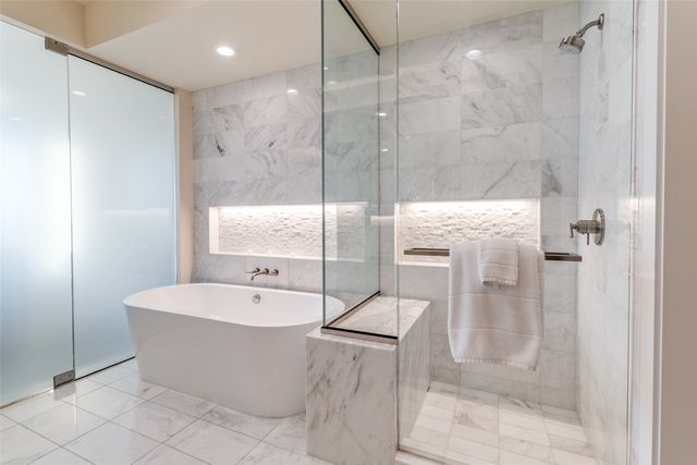 3130 N Harwood Street 1604, Dallas, TX 75201