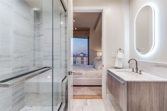 3130 N Harwood Street 1604, Dallas, TX 75201