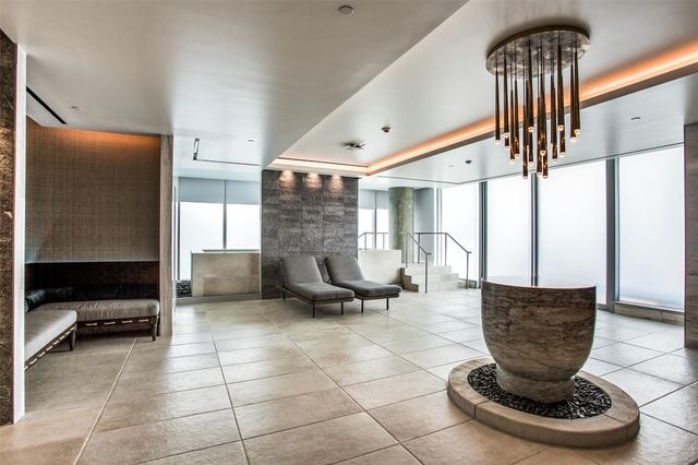 3130 N Harwood Street 1604, Dallas, TX 75201