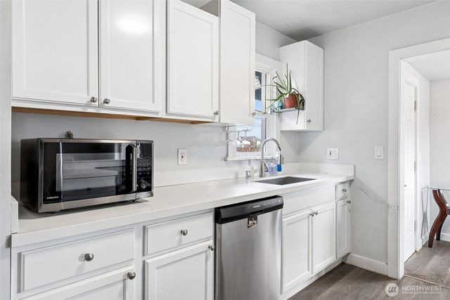 509 S 56th Street, Tacoma, WA 98408