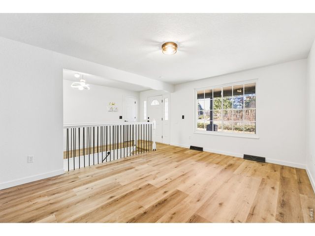 1080 S Garrison St, Lakewood, CO 80226